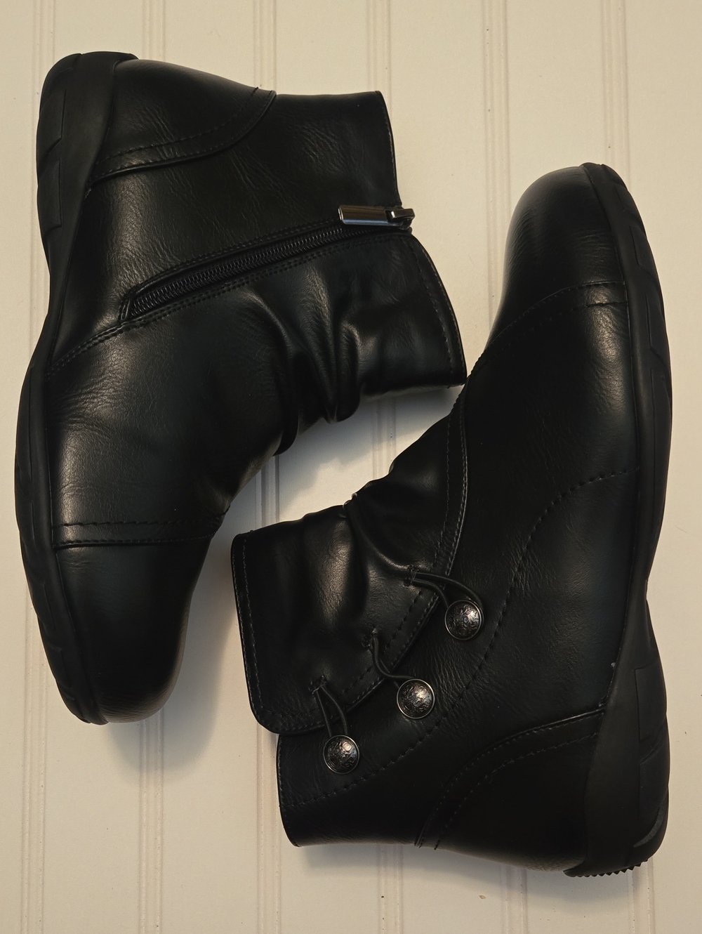 New Cloud Walkers Women Ankle Boots / Size 8W